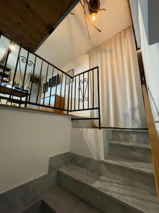 Luxury Loft - Per Gli Amanti Dei Dettagli Leilighet Napoli Eksteriør bilde